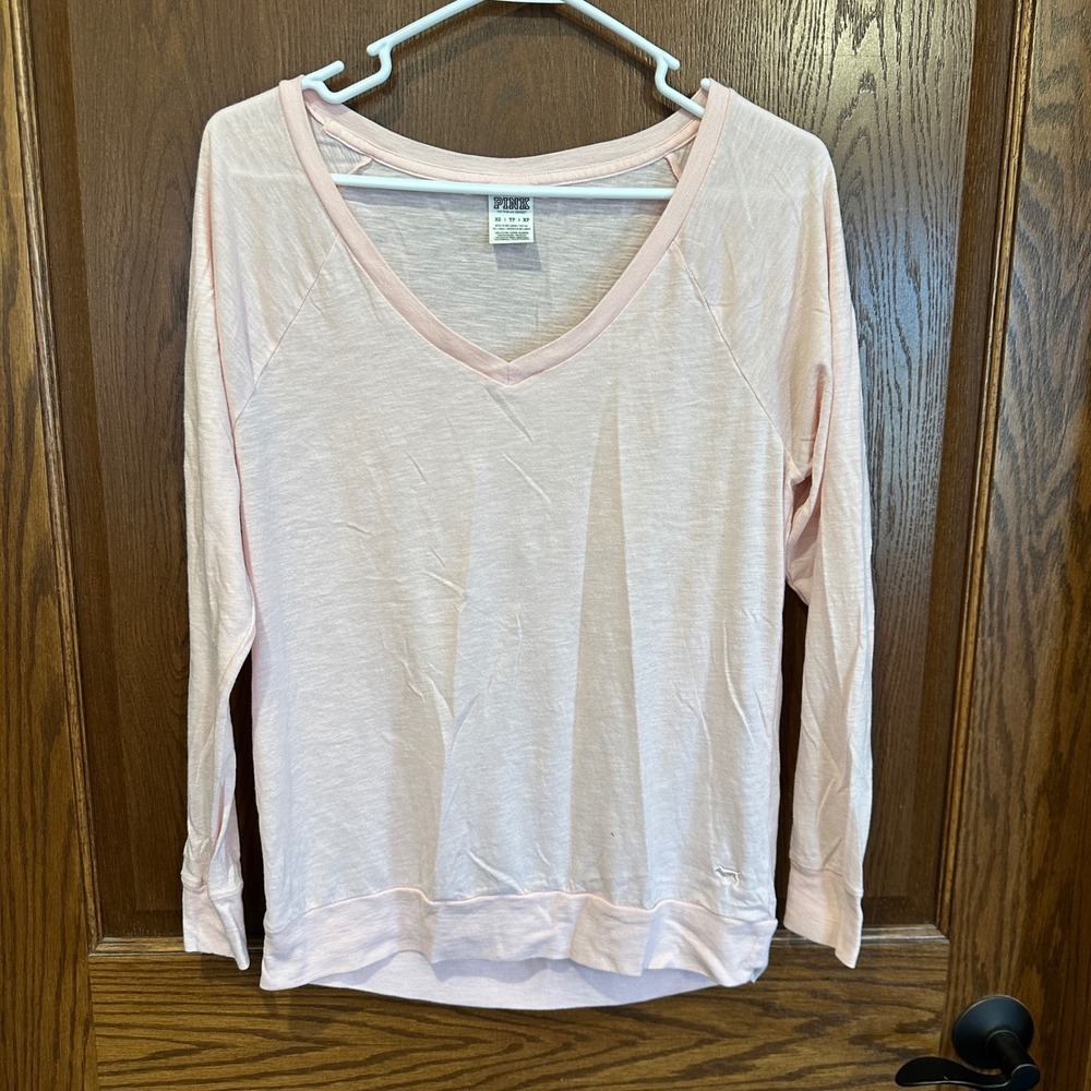 Victoria's Secret Pink Long‎ Sleeve V Neck T-Shirt Pink XS Embroidered Dog